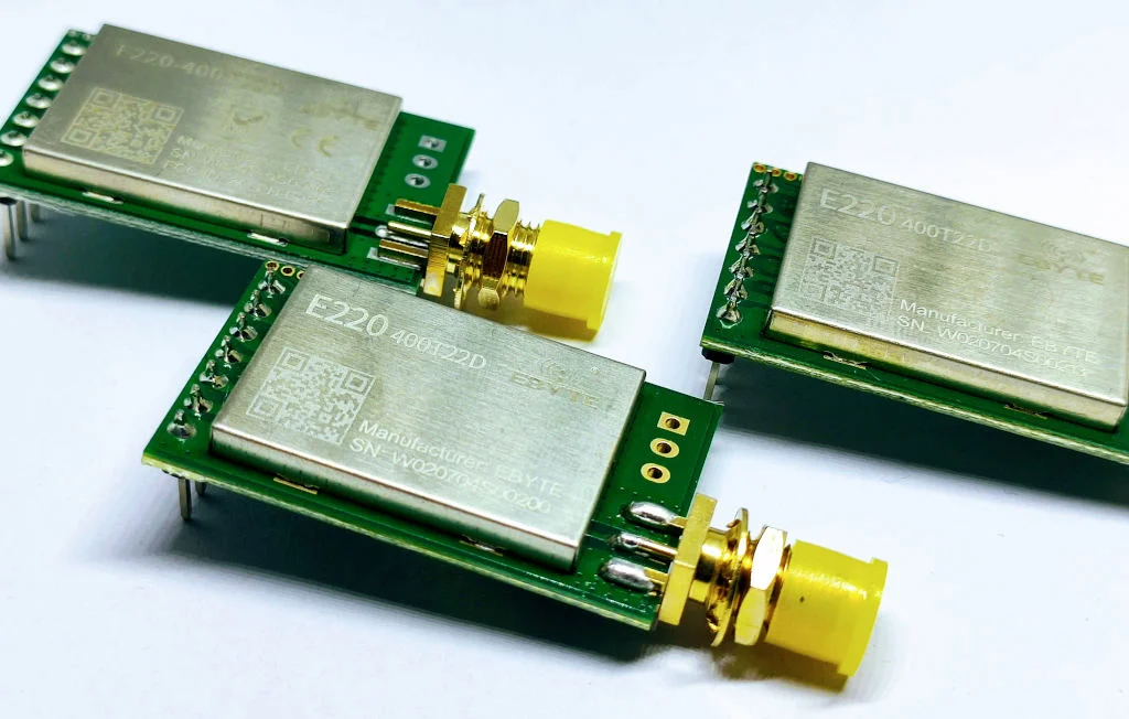 EByte LoRa E220 LLCC68