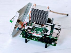 Pironam: Raspberry Pi heat sync mounted