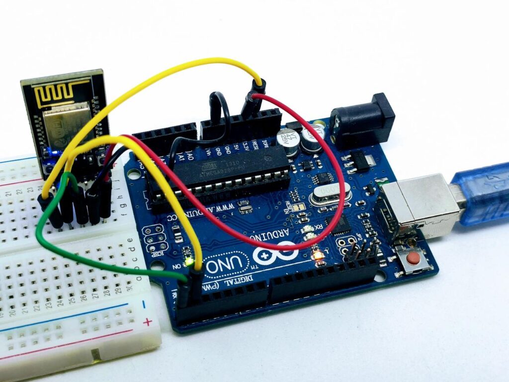 DT-06 and Arduino UNO wiring on breadboard